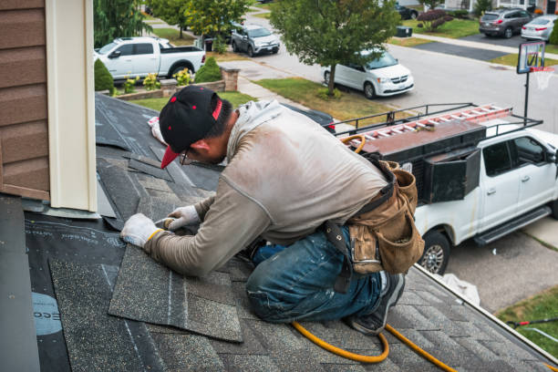 Professional Gutter Installation technician working in Thornton, IL